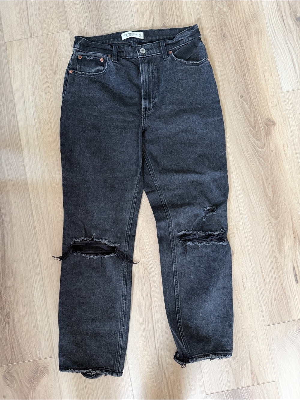 Abercrombie & Fitch Black Distressed Ankle Straight-Leg Ultra High Rise Jeans